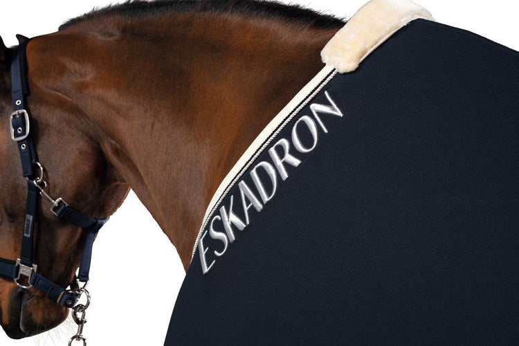 Eskadron Abschwitzdecke Stretch Mesh