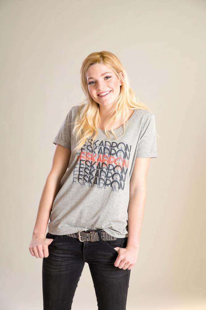 Lulu relaxed-T- Eskadron Fashion